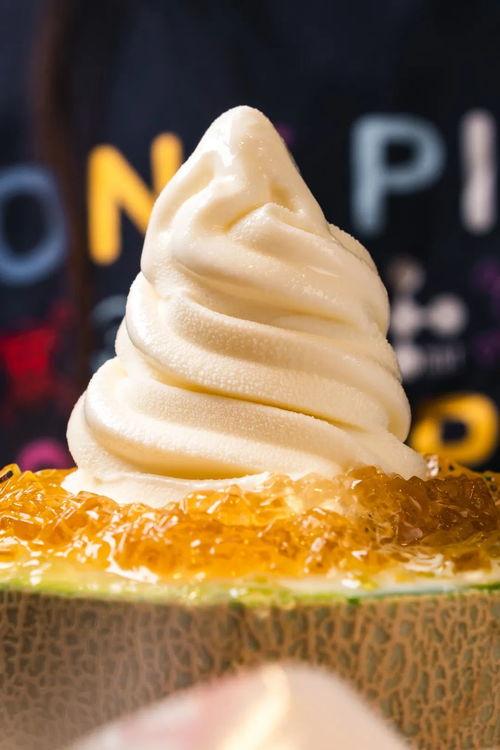 吃蜜瓜冰淇淋,夏日清凉甜蜜新体验