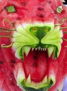 吃瓜吃羊头,一场舌尖上的奇幻之旅