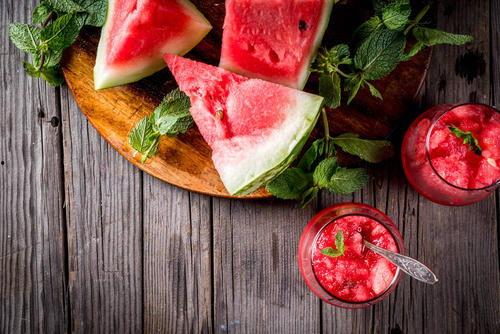 扒瓜怎么吃,解锁夏日清新口感新方式