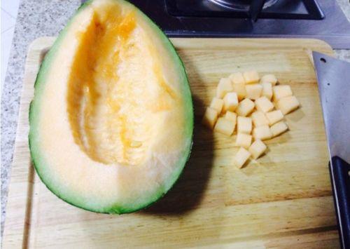 打了胎可不可以吃哈密瓜