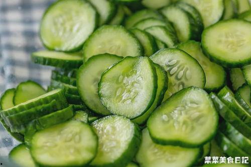 阿火吃瓜,揭秘娱乐圈那些不为人知的幕后故事